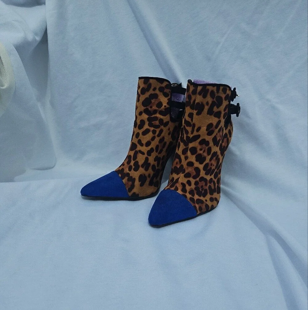 Shoe Dazzle Leopard Print Ankle Booties with Blue Toe Cap